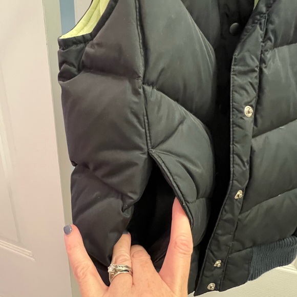 Gap Black Puff Vest - Picture 4 of 7
